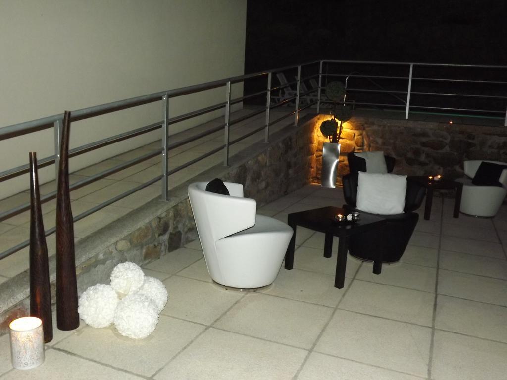Hotel Do Vale Aguiar da Beira Buitenkant foto