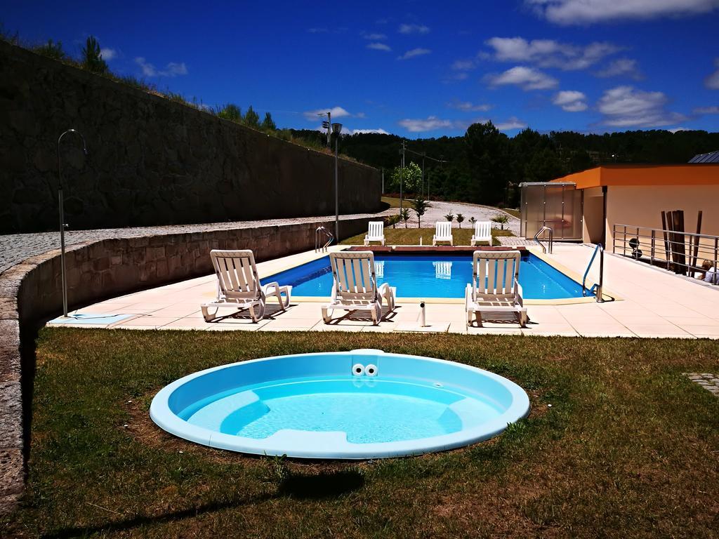Hotel Do Vale Aguiar da Beira Buitenkant foto
